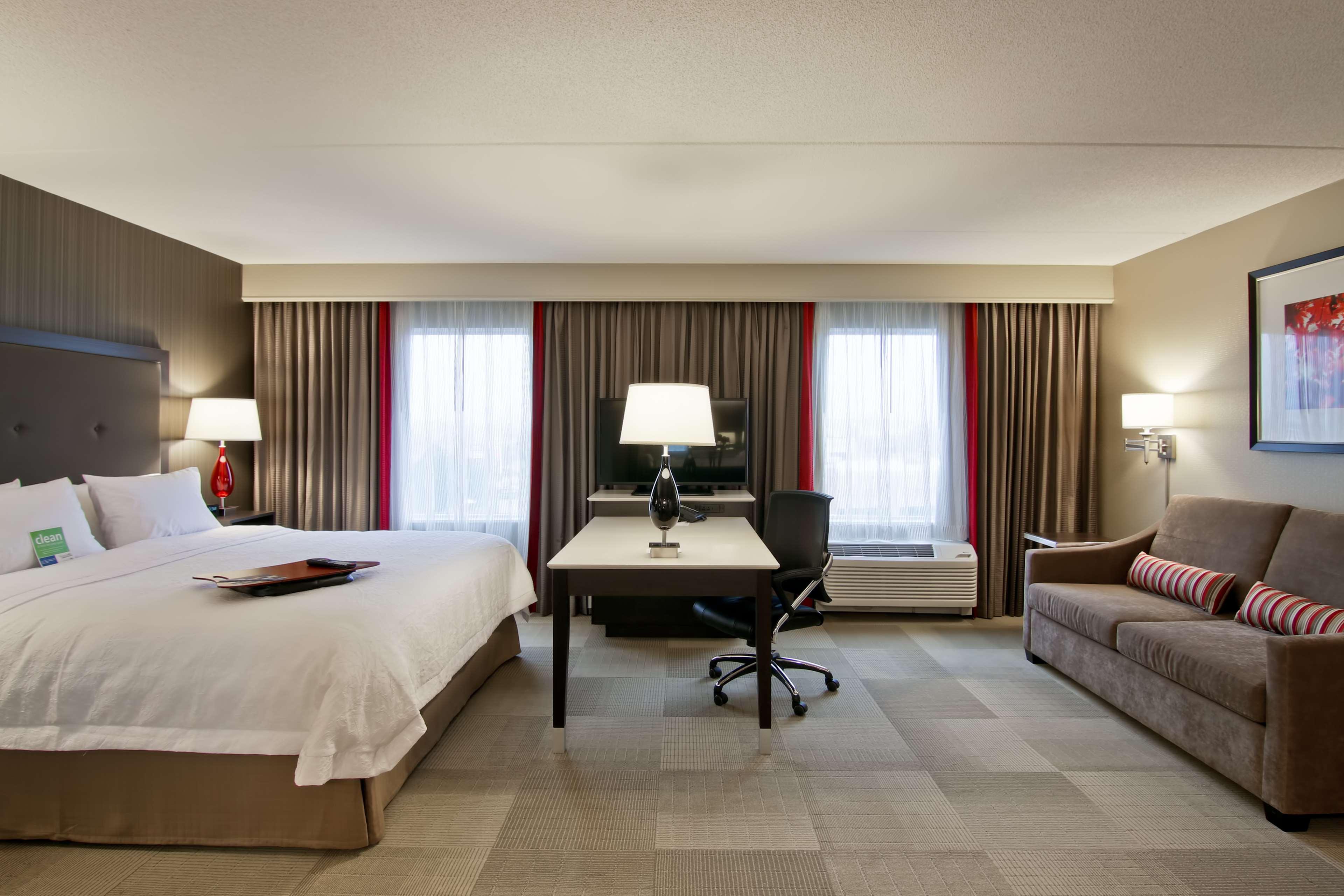 Hampton Inn & Suites By Hilton Toronto Markham Exterior foto
